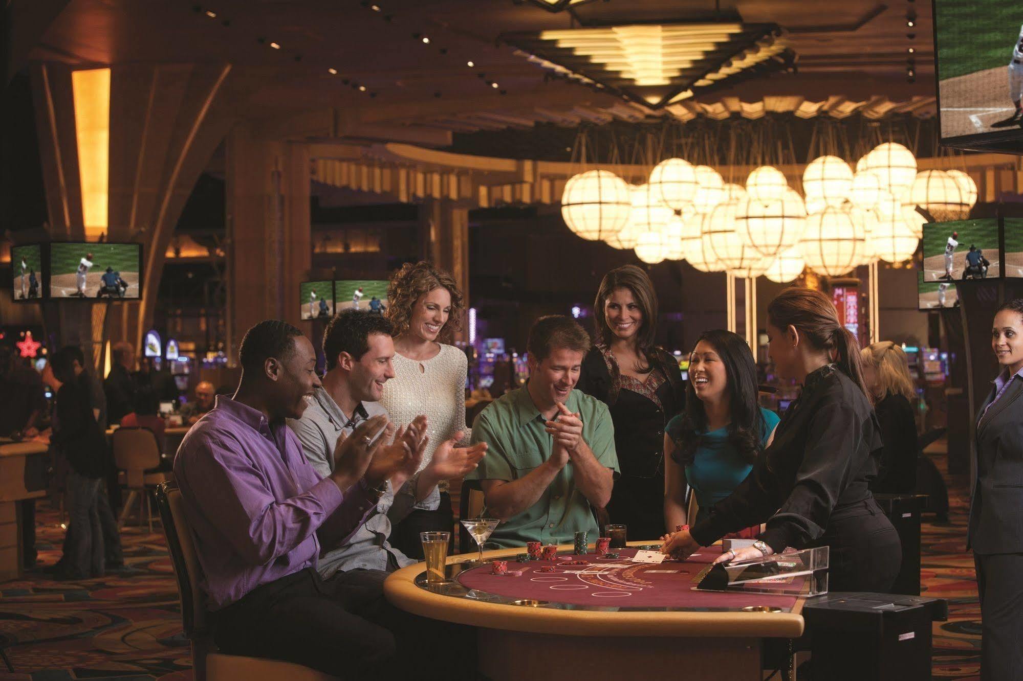 Hotel Hollywood Casino St. Louis Maryland Heights Esterno foto